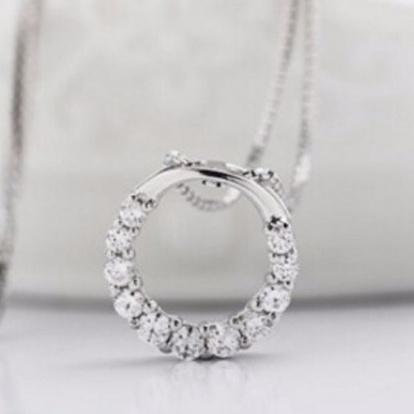 *NEW 925 Sterling Silver Diamond Circle Necklace - Picture 2 of 12